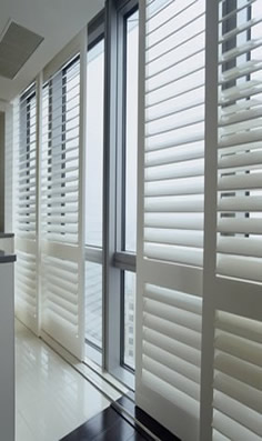 Alu Core Poly shutters